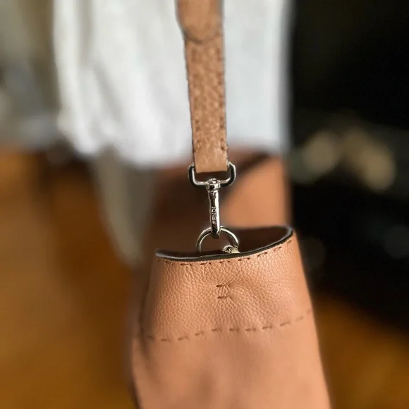 FENDI Selleria Shoulder bag - Picture 5 of 15